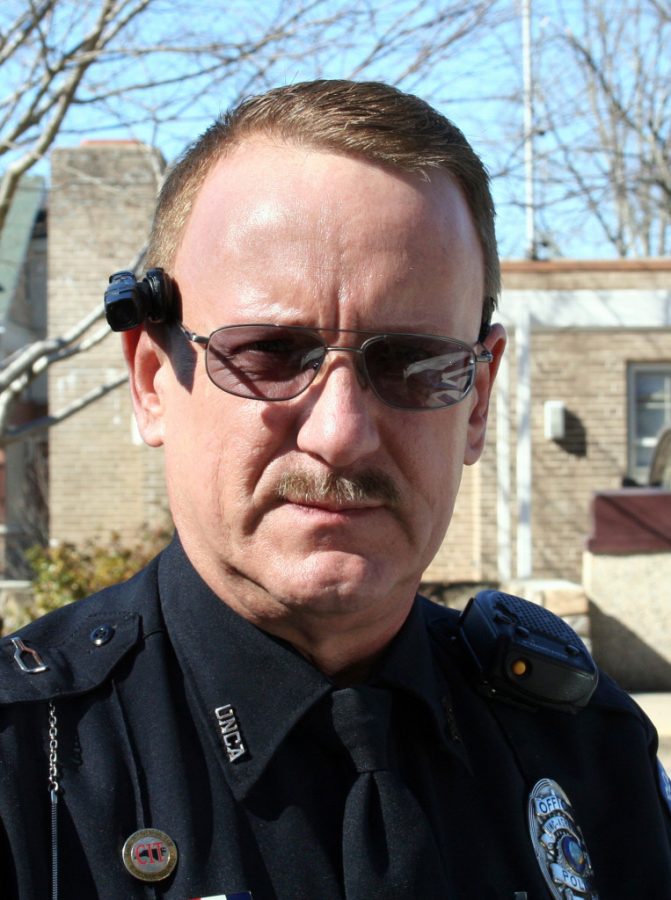 Officer Steve Metcalf of UNCA's Department of Public Safety wearing the new body camera. Photo by Harper Spires.