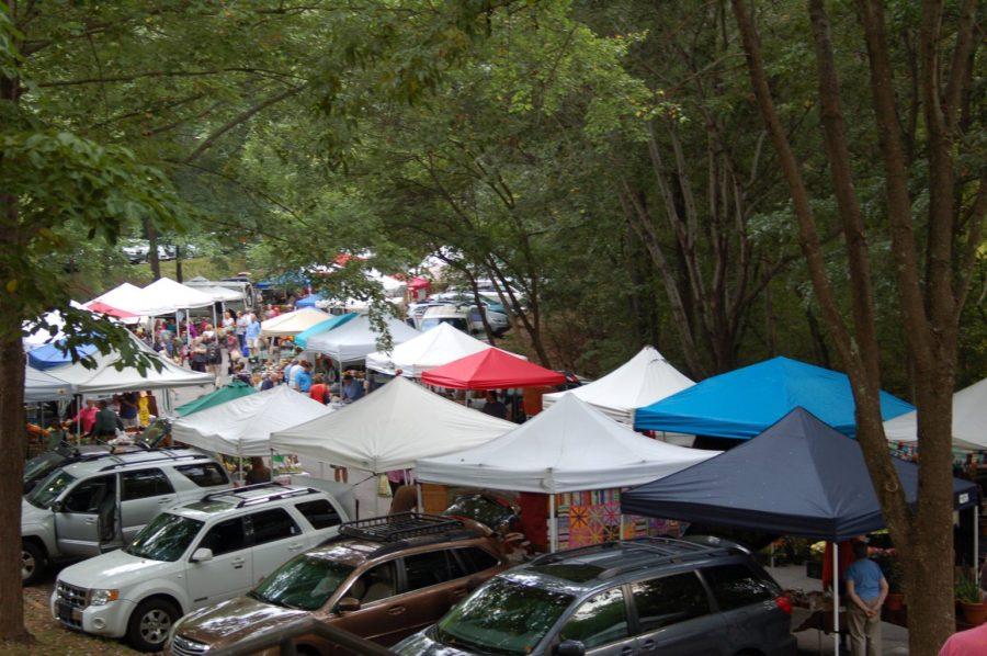 North Asheville tailgate market brings fresh food closer