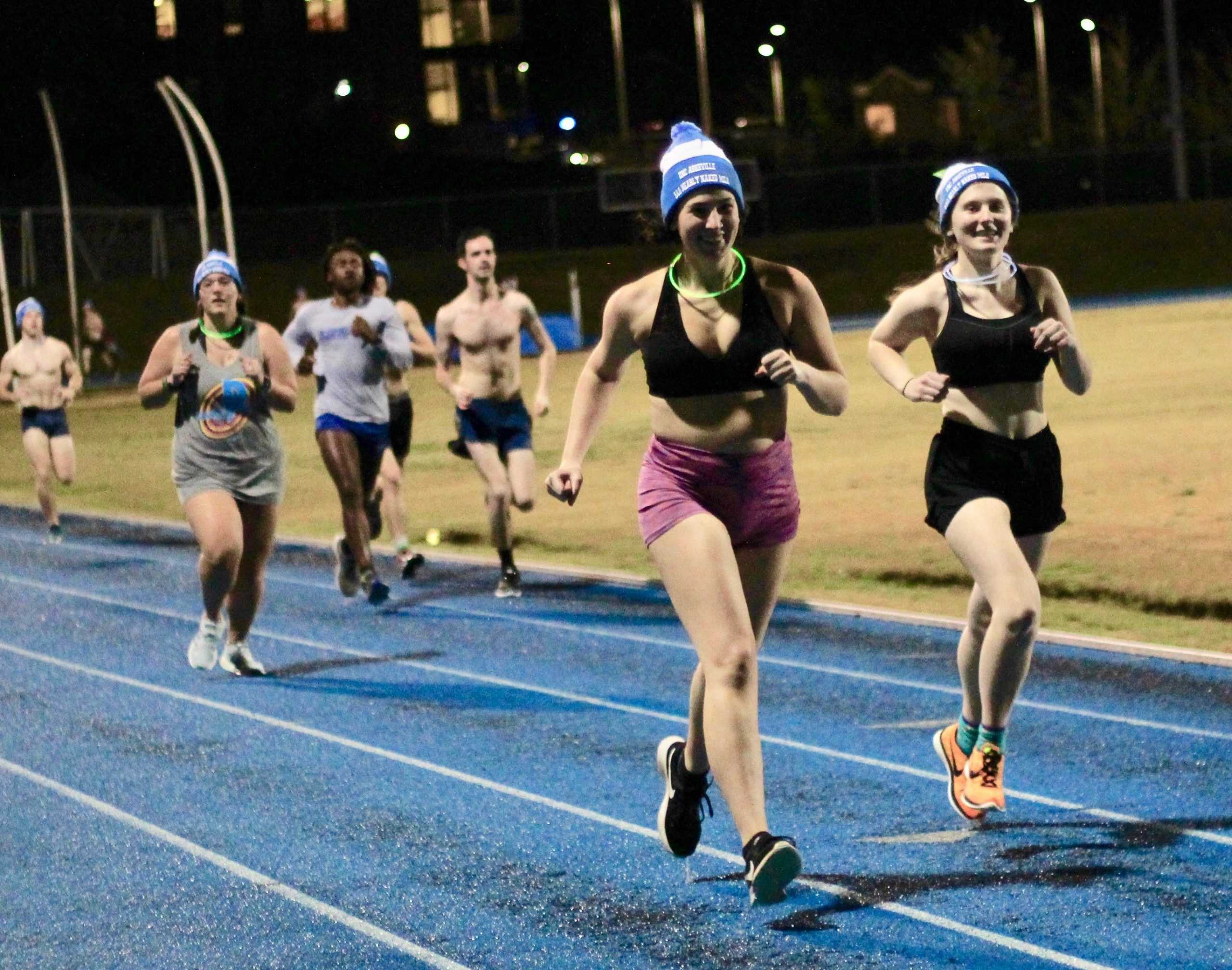 Nearly Naked Mile kicks off homecoming – The Blue Banner