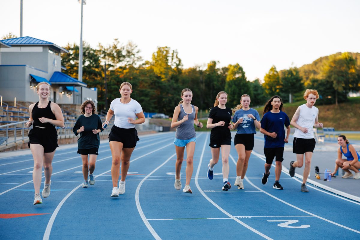 Moon Stracener, Alexa Kaley, Jason Braswell and more Run Club members start their first track workout.