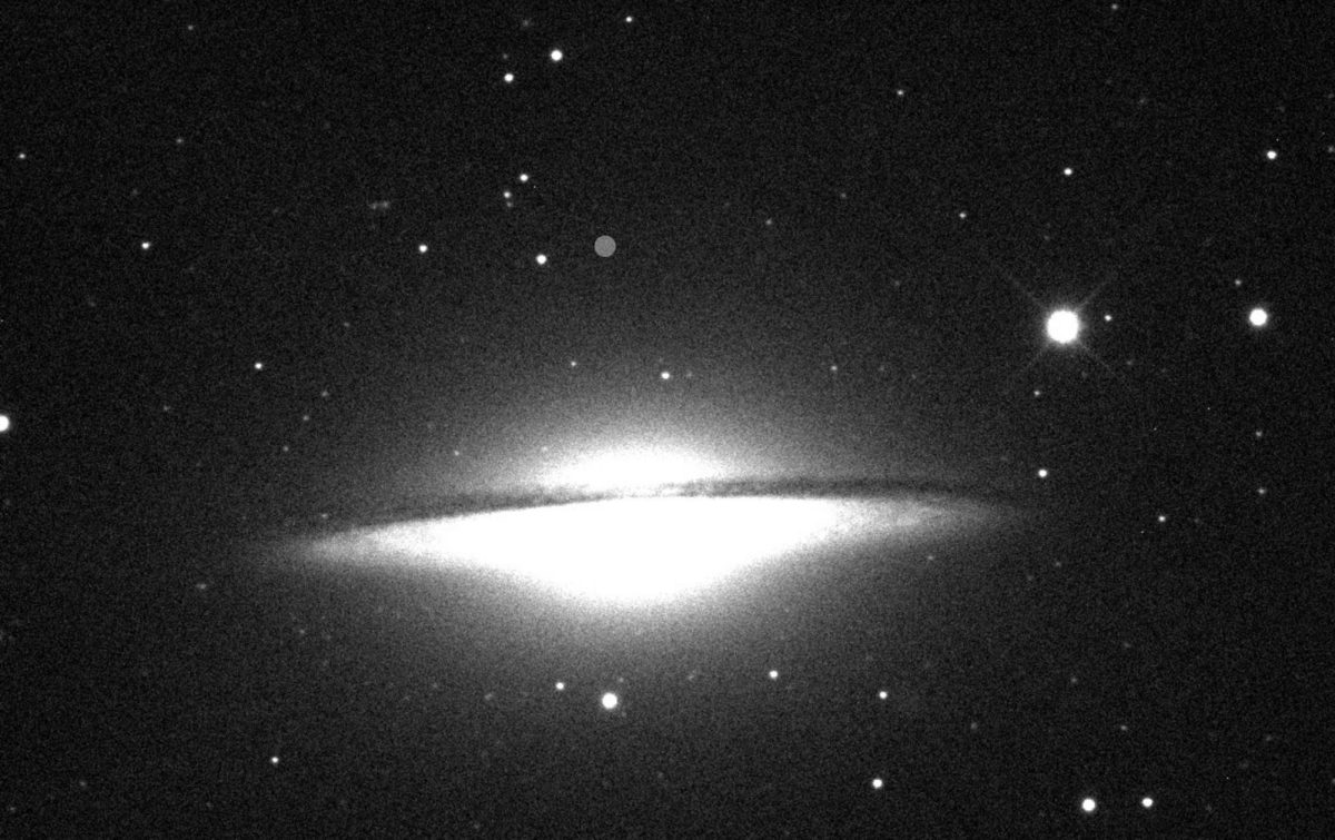 Sombrero galaxy seen through online platform SkyNet , a resource in astronomy classes.