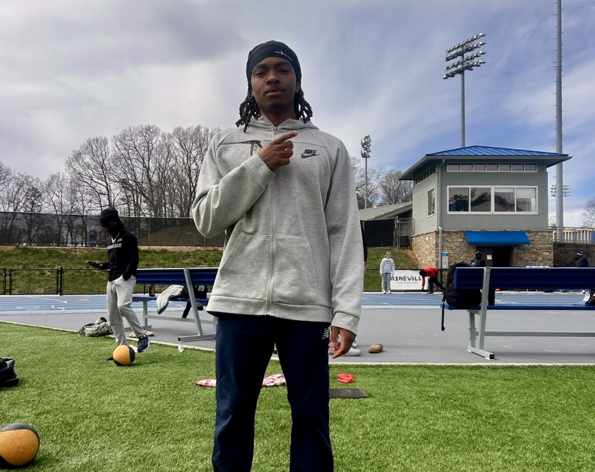 Tayln Stevenson on UNC Ashevilles track field. 
