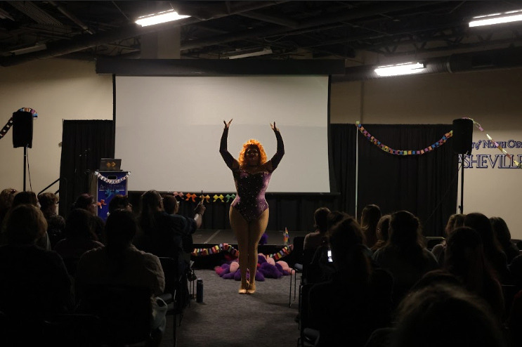 Drag queen Nova Jyna dances during her second performance in the Zero Waste Drag Show.
